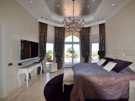 Sierra Blanca property: Villa for sale in Sierra Blanca, Malaga 215749