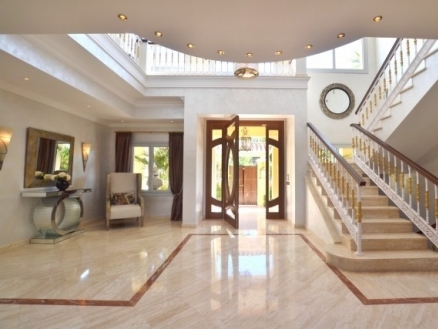 Sierra Blanca property: Sierra Blanca, Spain | Villa for sale 215749