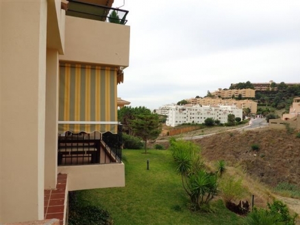 Calahonda property: Malaga property | 2 bedroom Apartment 215754