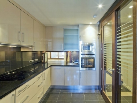 Estepona property: Apartment with 2 bedroom in Estepona, Spain 215771