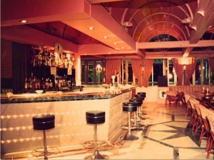 Puerto Banus property: Commercial with bedroom in Puerto Banus 215773