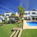 Villa for sale in town 215779