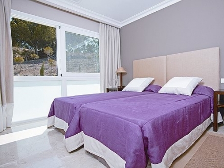 Nueva Andalucia property: Apartment for sale in Nueva Andalucia, Malaga 215796