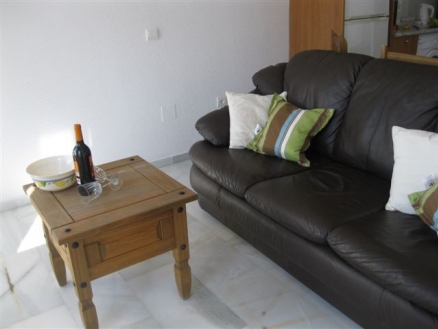 Estepona property: Apartment for sale in Estepona, Malaga 215801