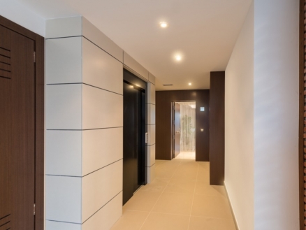 Benahavis property: Apartment in Malaga for sale 215805
