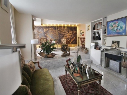 Marbella property: Apartment with 4 bedroom in Marbella, Spain 215824