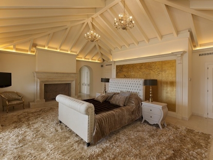 Malaga property | 7 bedroom Villa 215827