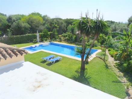 Villa for sale in town, Spain 215831