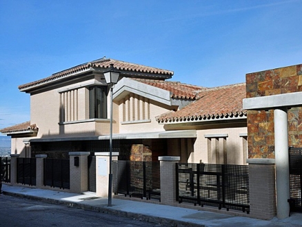Alhaurin De La Torre property: Villa for sale in Alhaurin De La Torre 215833