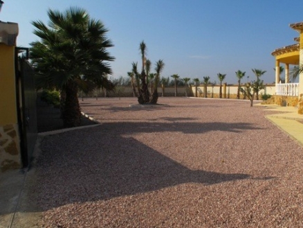 Catral property: Villa with 3 bedroom in Catral, Spain 215844