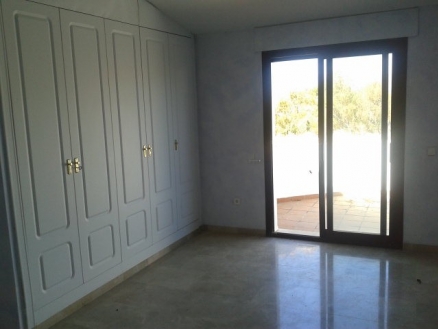 Townhome with 3 bedroom in town, Spain 215851