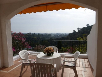 Apartment for sale in town 215856