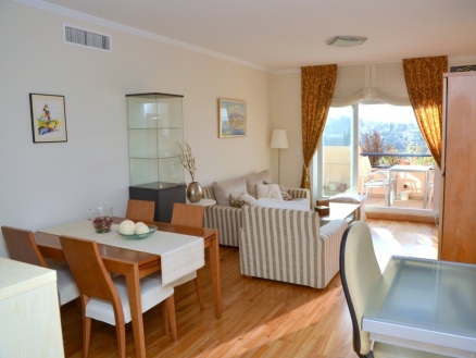 Elviria property: Apartment with 3 bedroom in Elviria 215865