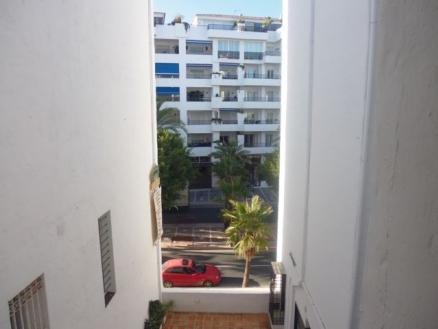 Puerto Banus property: Malaga Apartment 215869