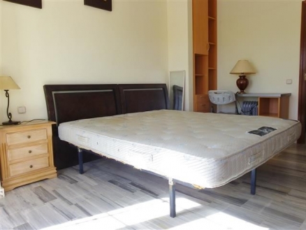 Malaga Townhome 215879