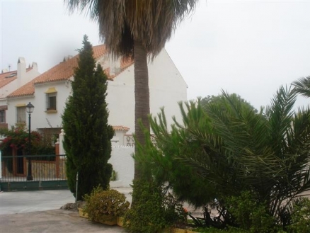 Fuengirola property: Townhome for sale in Fuengirola 215881