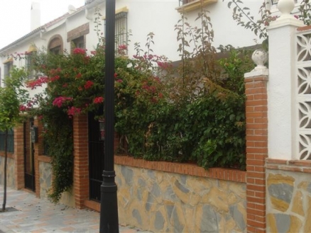Fuengirola property: Townhome for sale in Fuengirola, Spain 215881