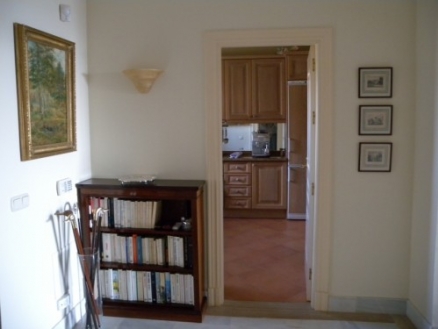 Benahavis property: Apartment for sale in Benahavis, Malaga 215884