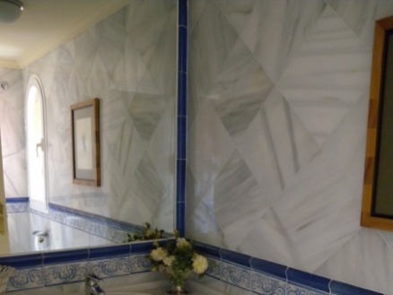 Benahavis property: Apartment in Malaga for sale 215884