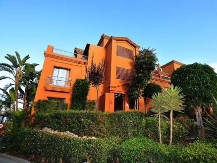 Benahavis property: Apartment for sale in Benahavis, Spain 215890