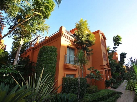 Benahavis property: Apartment for sale in Benahavis, Malaga 215890