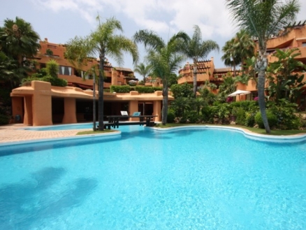 Puerto Banus property: Apartment for sale in Puerto Banus 215891