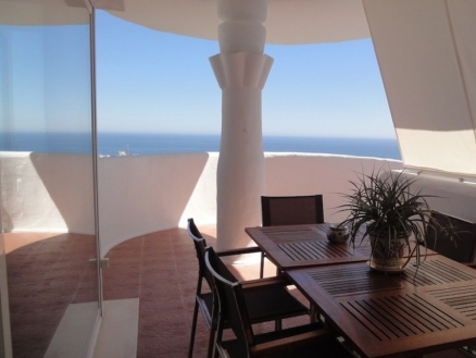 Calahonda property: Apartment for sale in Calahonda, Spain 215908