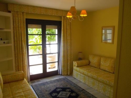 Nueva Andalucia property: Apartment with 3 bedroom in Nueva Andalucia 215909