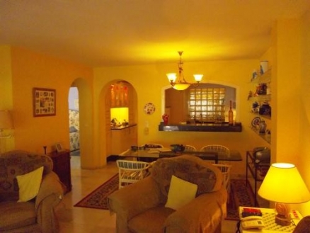 Nueva Andalucia property: Apartment in Malaga for sale 215909