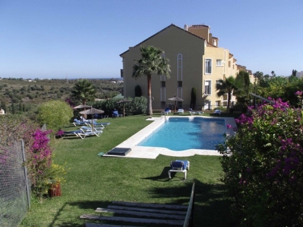 Apartment for sale in town 215910