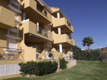 Apartment for sale in town, Spain 215910