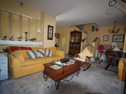 Marbella property: Apartment with 2 bedroom in Marbella, Spain 215928