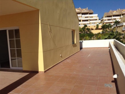 Estepona property: Apartment with 3 bedroom in Estepona, Spain 215931