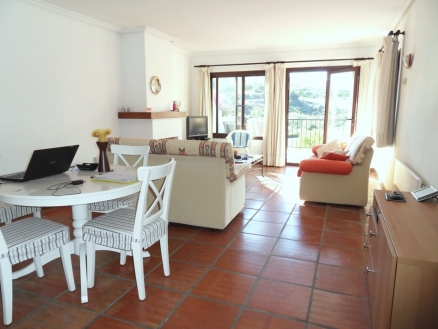 Apartment with 2 bedroom in town 215934