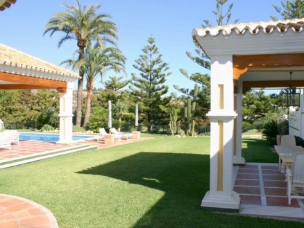 town Villa 215937