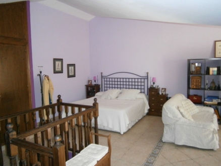 Estepona property: Apartment for sale in Estepona, Spain 215940