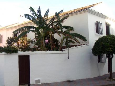 Fuengirola property: Townhome for sale in Fuengirola 215941