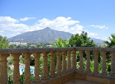 Nueva Andalucia property: Villa with 5 bedroom in Nueva Andalucia 215949