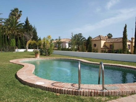 Nueva Andalucia property: Villa with 4 bedroom in Nueva Andalucia 215957