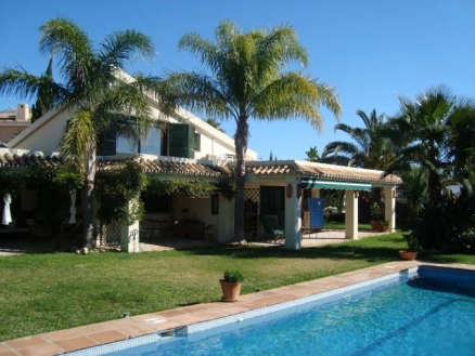 Las Chapas De Marbella property: Villa for sale in Las Chapas De Marbella 215961