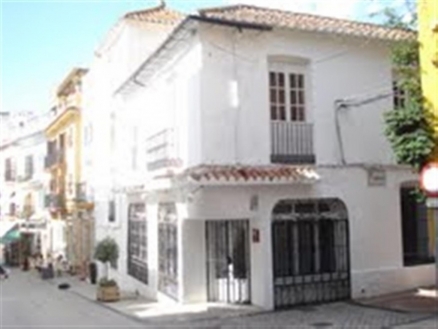 Marbella property: Townhome with 8 bedroom in Marbella 215965