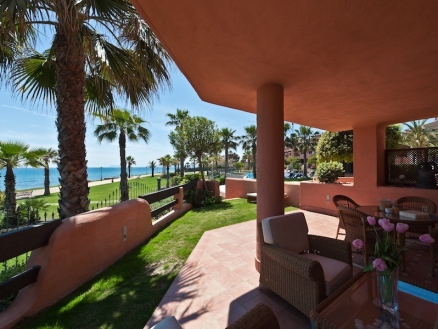 Estepona property: Apartment for sale in Estepona, Spain 215972