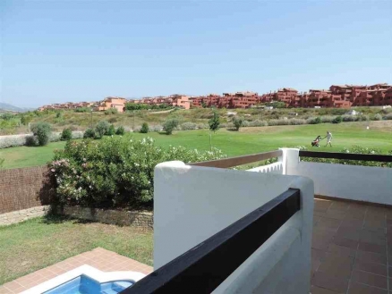 Villa for sale in town 215973