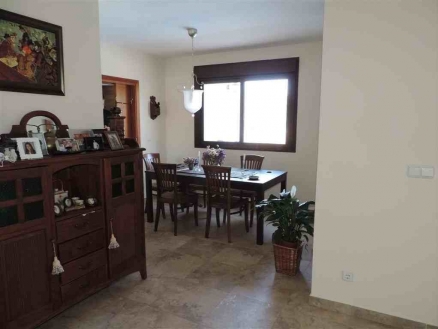 Villa for sale in town, Malaga 215973