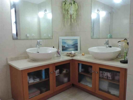 Malaga property | 5 bedroom Villa 215973