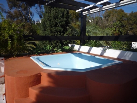 Malaga property | 3 bedroom Apartment 215976