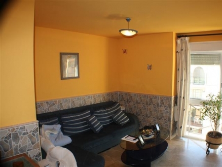 Fuengirola property: Apartment for sale in Fuengirola, Malaga 215981