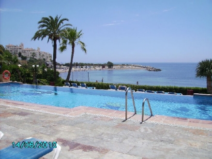 Estepona property: Apartment for sale in Estepona, Spain 215984