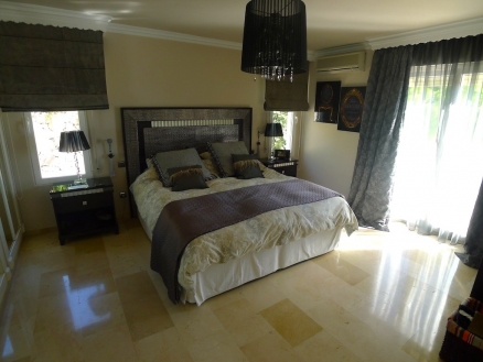 Benalmádena property: Villa with 5 bedroom in Benalmádena, Spain 215998