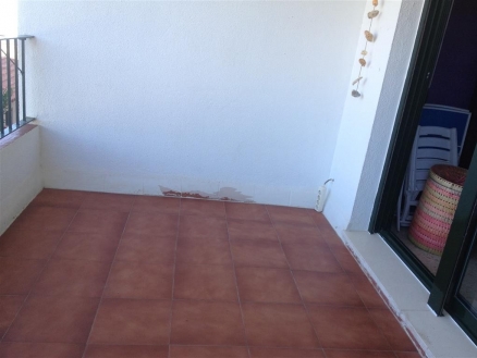 Estepona property: Apartment with 2 bedroom in Estepona 216000